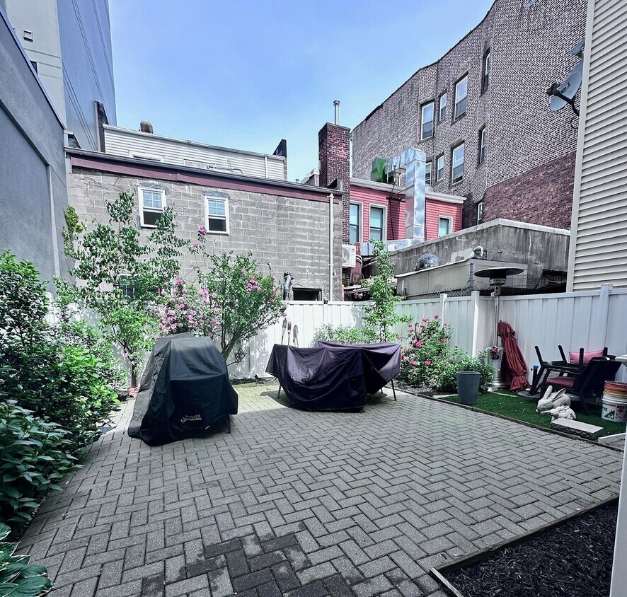 Foto del edificio - 265 Cambridge Ave