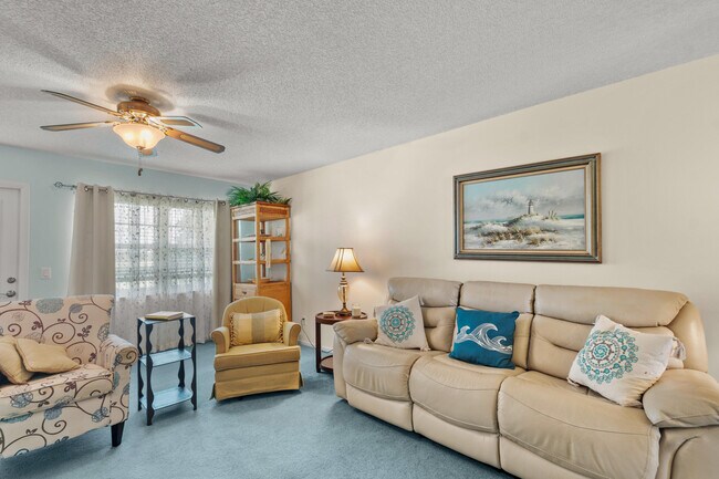 Foto del edificio - 36 Vis Gdns Trl