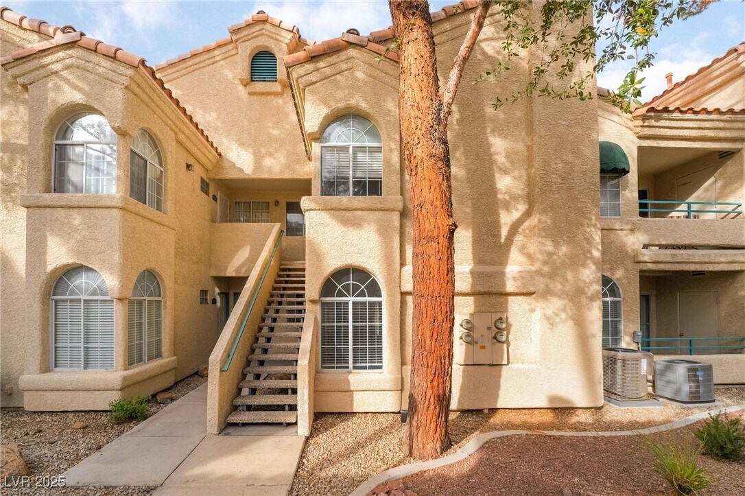 Foto principal - 2251 Wigwam Pkwy