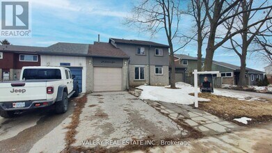 Building Photo - 24 Lampman Ln