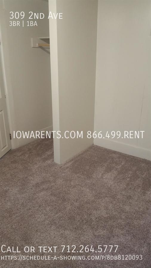 Building Photo - 309 2nd Ave