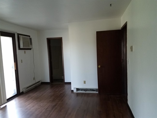 Building Photo - 4450 Trevor Cir
