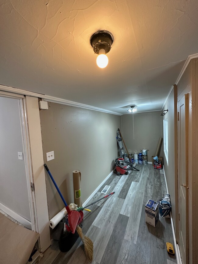 Mudroom - 8215 Lake Pleasant Rd