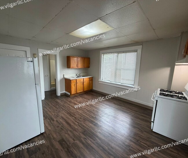 Foto del edificio - 1202 W 151st St
