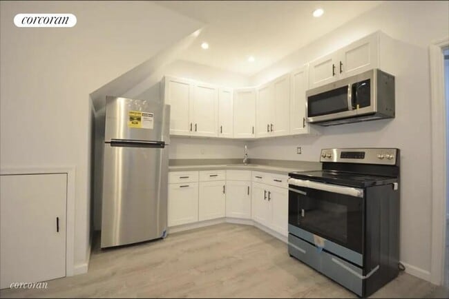 Foto del edificio - 455 E 96th St