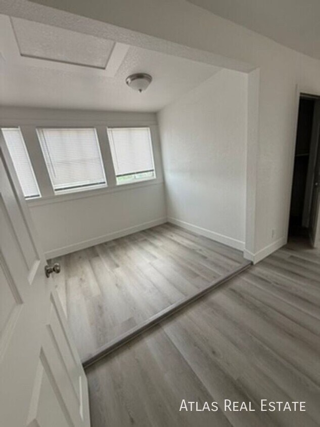 Foto principal - 1904 8th Ave