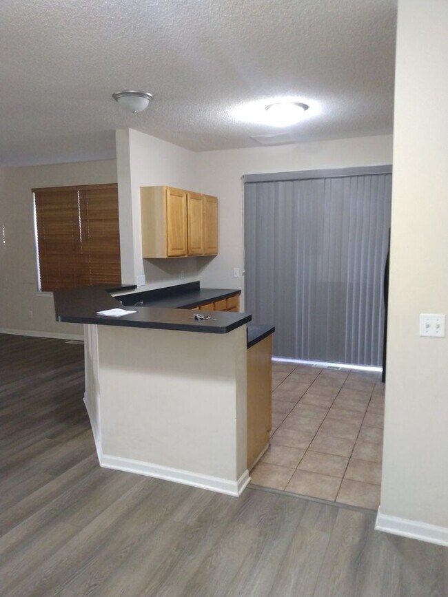 Foto del edificio - Beautiful 3 bedroom Townhome in Maple Grove