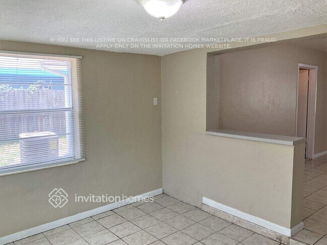 Foto del edificio - 10950 102nd Ave N
