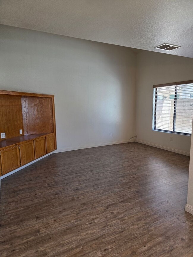 Building Photo - 8110 Laborough Dr