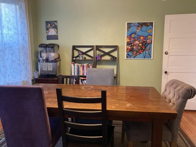Dining Room (note, unfurnished) - 975 20th Ave