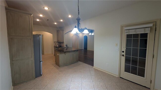 Foto del edificio - 3232 W Drakestone St