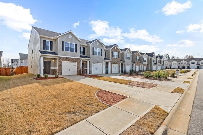 Foto del edificio - 5438 Thrasher Ln