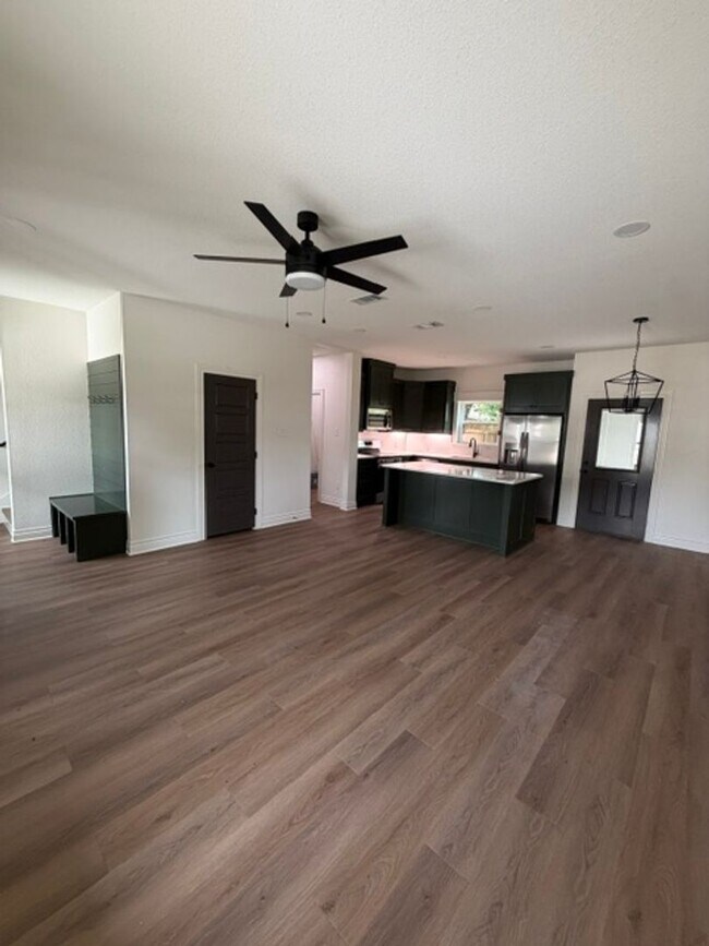 Foto del edificio - 307 Live Oak St