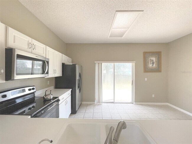Foto del edificio - 12751 Woodbury Oaks Dr