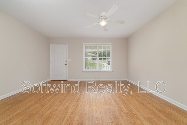 Building Photo - 1515 Elmwood Ave
