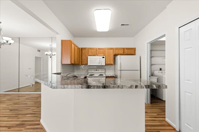 Building Photo - 17104 Chesapeake Cir