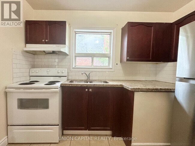 Photo du bâtiment - 1048 Kennedy Rd