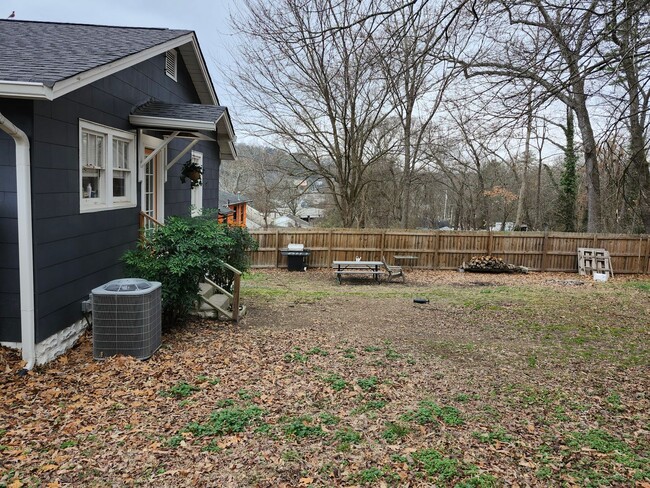 Building Photo - 2 Bedroom 2 Bath Home in Rossville GA