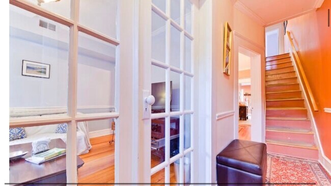 Foto del edificio - 1317 Princess St