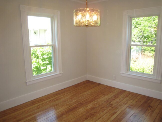 Foto del edificio - 15 Royall St