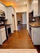 Building Photo - 23915 Floragate Dr
