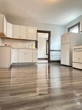 Building Photo - 808-810 Capitol Avenue, Floor