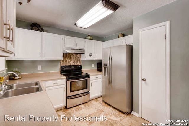 Building Photo - 4 br, 2 bath House - 810 Meadow Branch