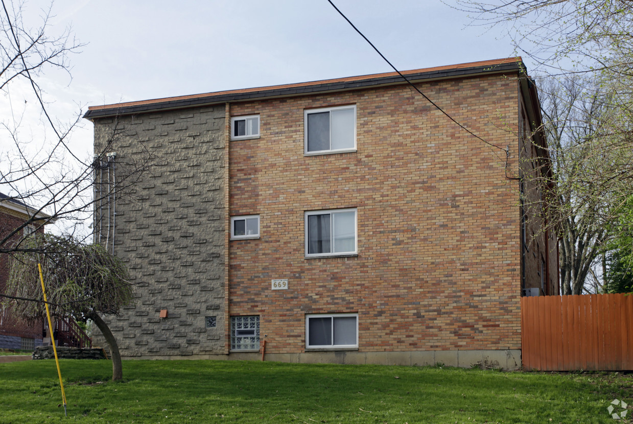 Building Photo - Gholson Avenue II Apartments