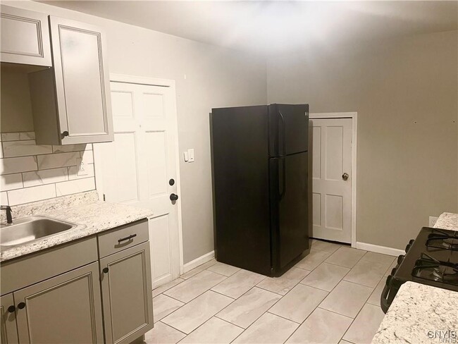 Building Photo - 316 N Colorado Ave