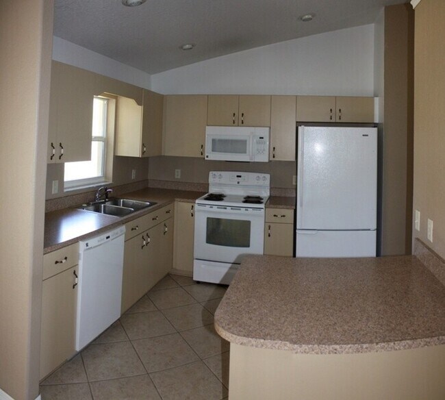 Building Photo - 13238 SW 29 CIR