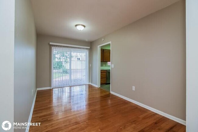 Building Photo - 804 Greenbriar Dr, Brandon, FL 33511