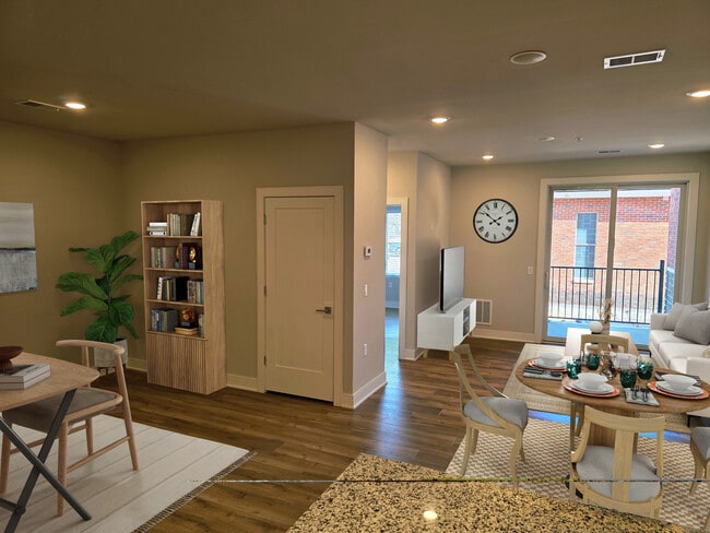 Oficina en casa disponible - 14 Mile Apartments