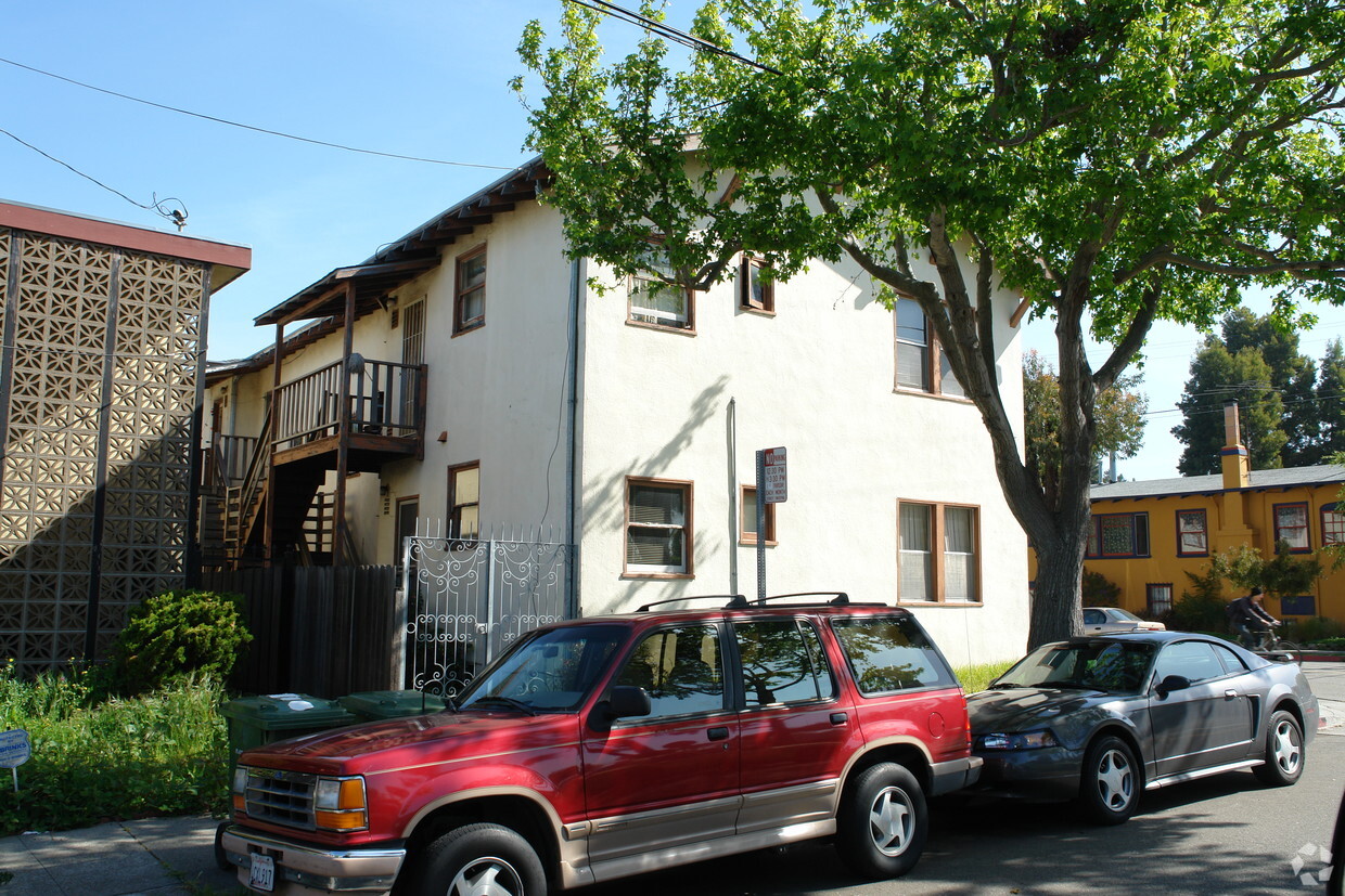Building Photo - 1940 Acton St