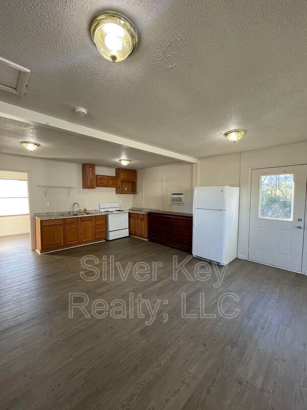 Foto del edificio - 2335 Hwy 411 N