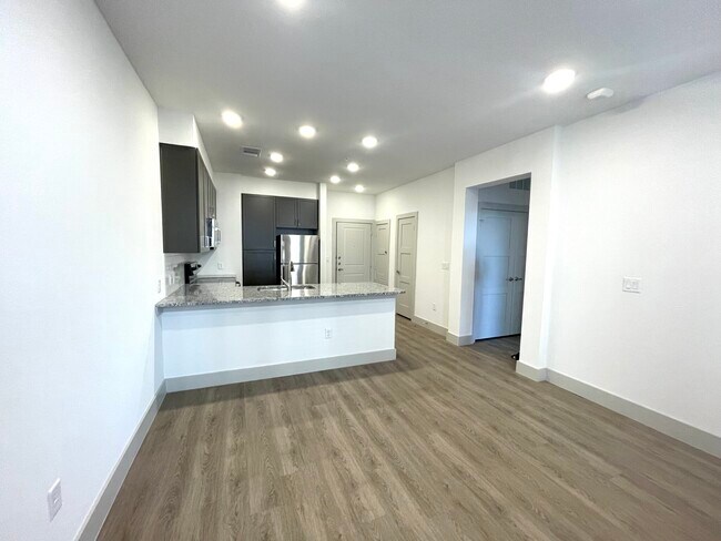Foto del edificio - 4320 S Legacy Dr