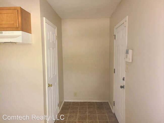 Building Photo - 3 br, 2 bath House - 34 South Smithville Road