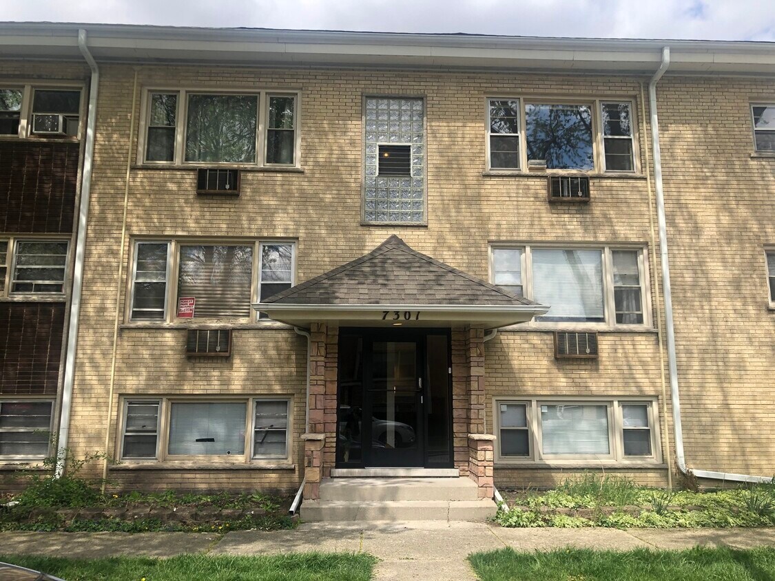 Primary Photo - 7301 Dixon St