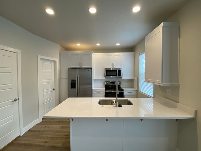 Foto del edificio - Mustang Valley Townhome.