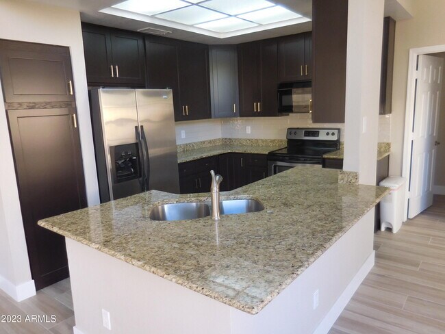 Foto del edificio - 13253 N 101st Way