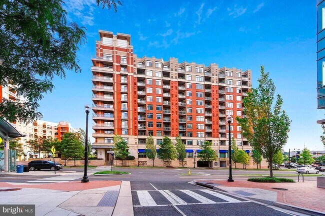 Foto del edificio - 3650 S Glebe Rd