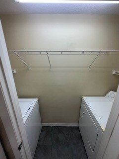 Foto del edificio - 1000 Harbour Vista Cir