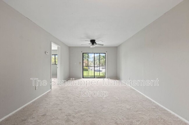Building Photo - 2186 Bees Ferry Rd