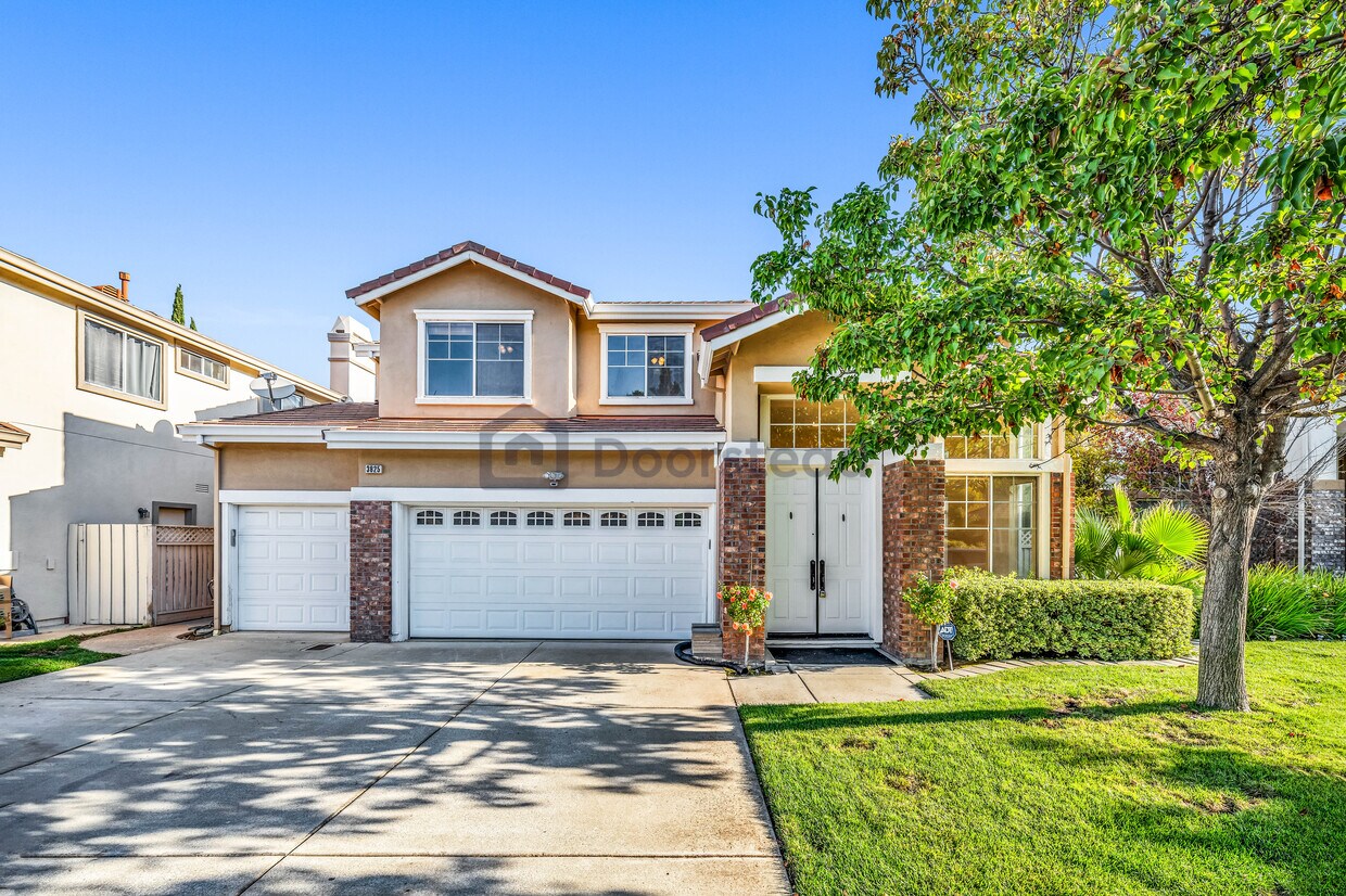 Primary Photo - 3825 Venus Ct
