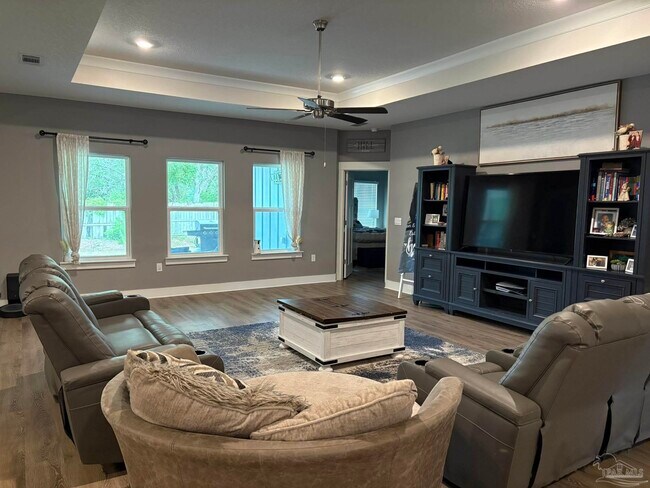 Building Photo - 1458 Ballyhoo Dr