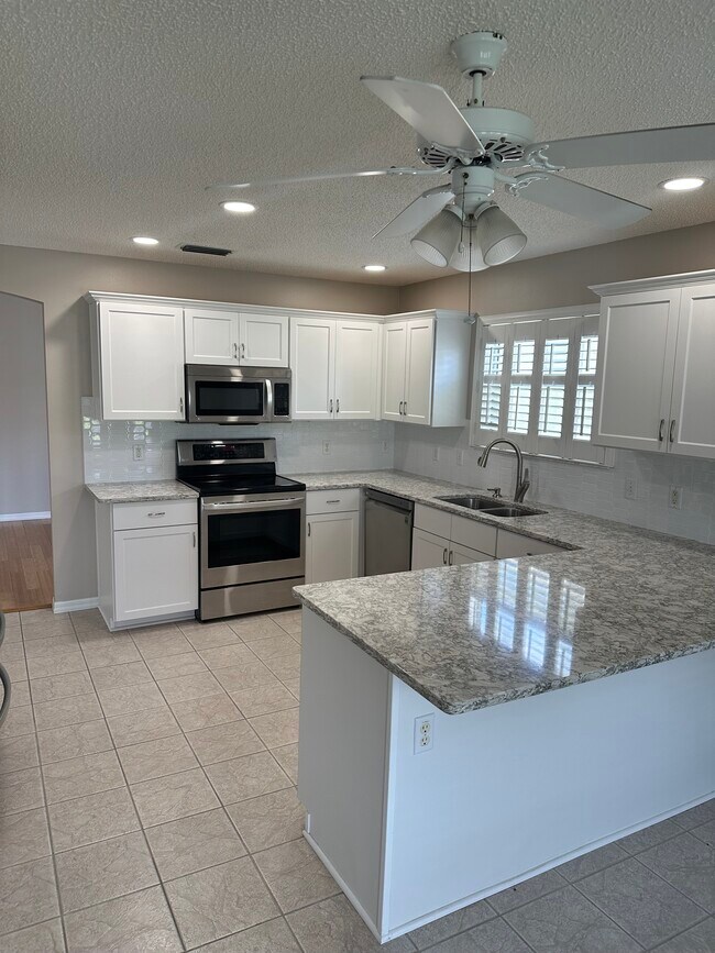 Foto del edificio - 1511 Doria Ln