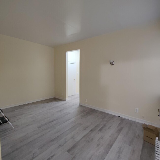 2409 Creston Ave Unit 2, The Bronx, NY 10468 Room for Rent in The