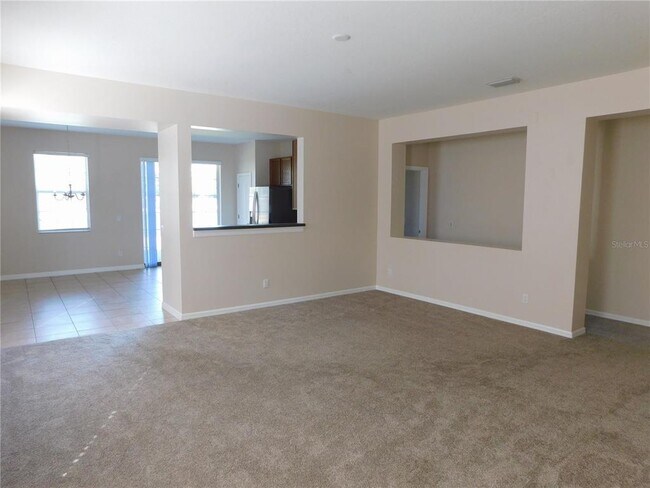 Building Photo - 6624 Waterton Dr