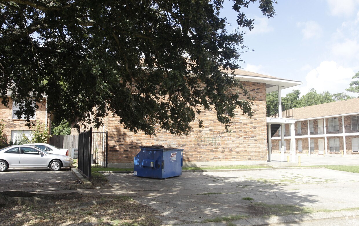 Foto del edificio - Shady Lane Apartments