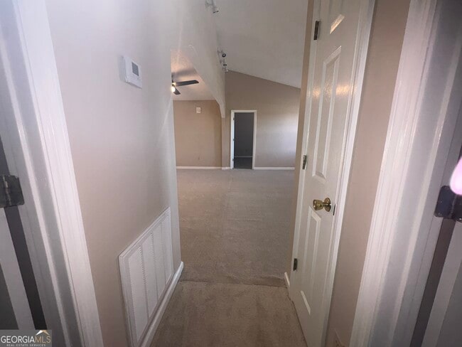 Building Photo - 96 Jenny Lind Ln