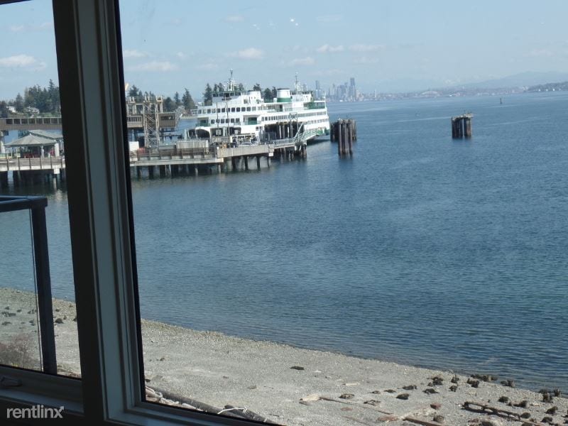 Primary Photo - 2 br, 2 bath Condo - 428 Harborview Dr SE